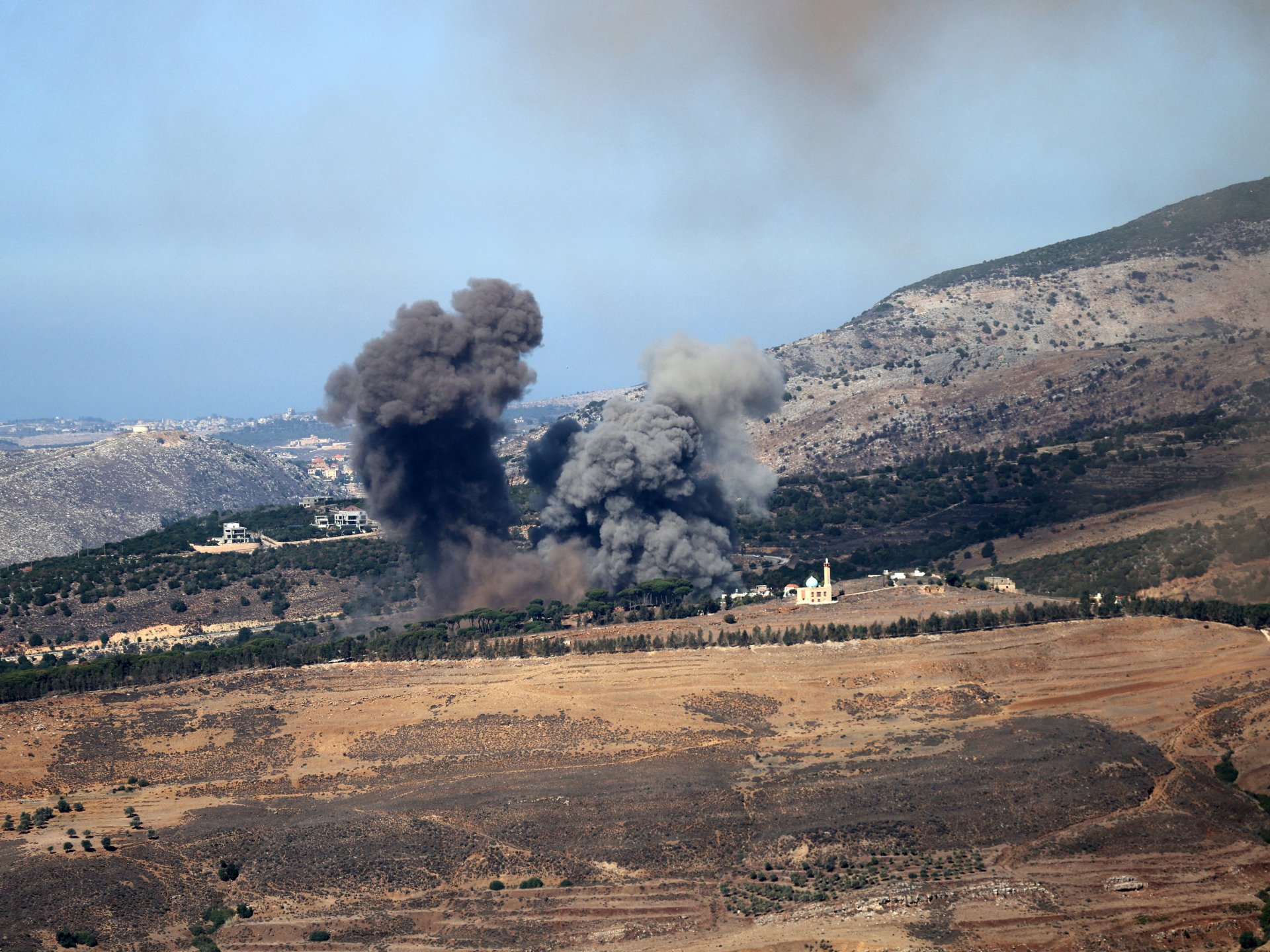 Lebanon’s Aoun says army to confront Israeli forces after deadly incursion 