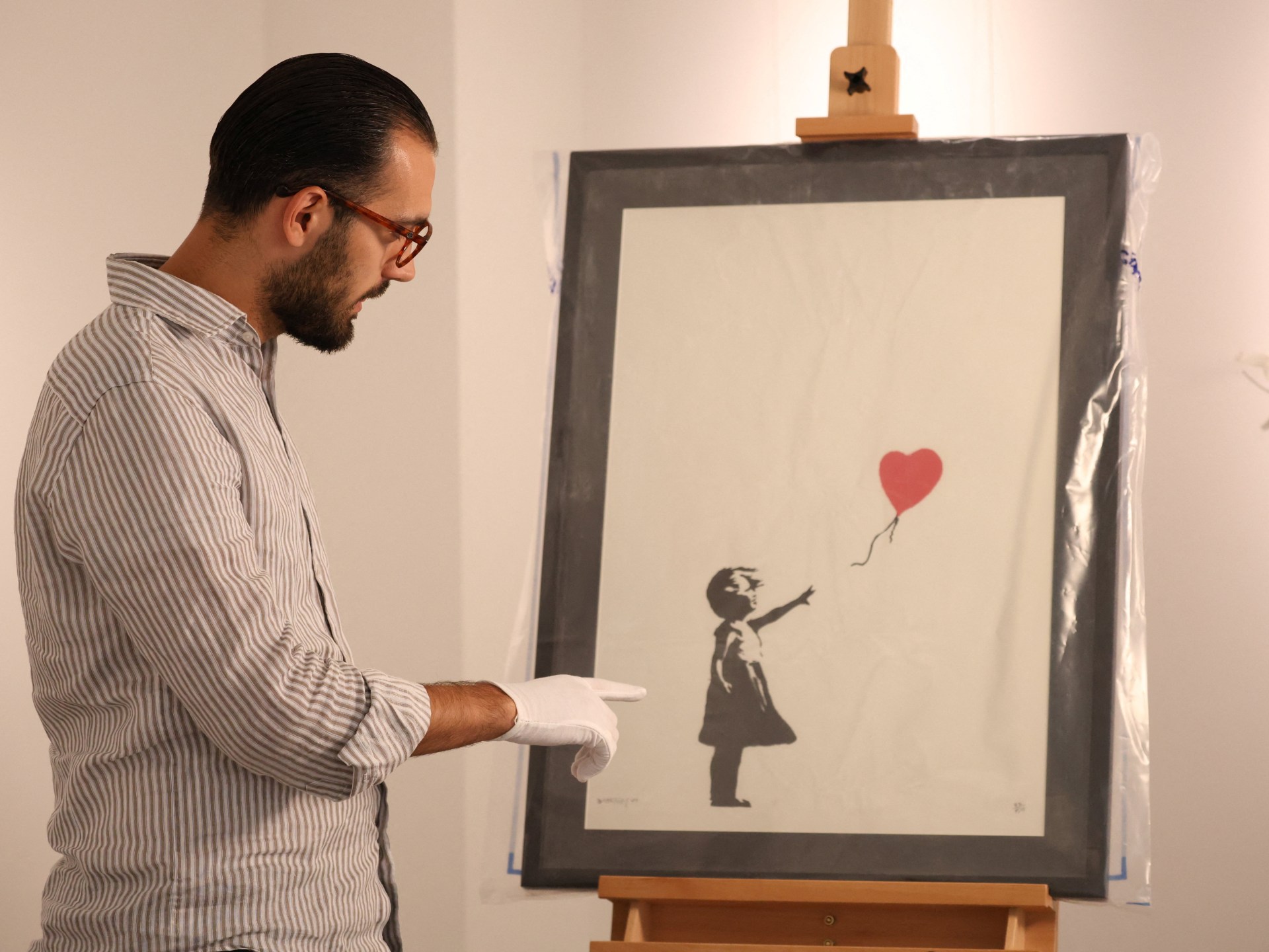 Man jailed for ‘smash and grab’ theft of Banksy’s Girl with Balloon print  - St. Kitts Gazette – Daily News