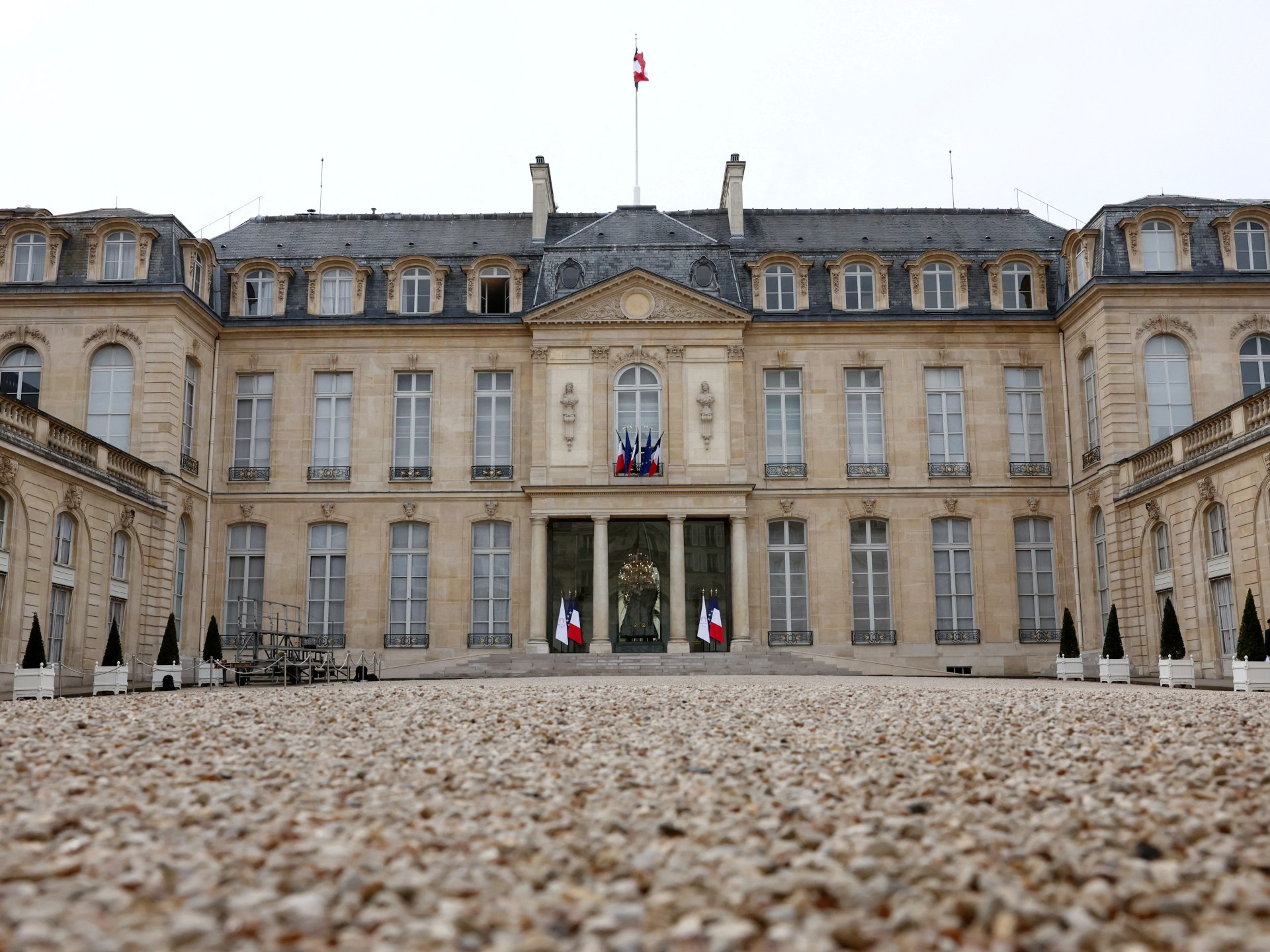 Worker at France’s Elysee Palace to face trial over alleged theft 