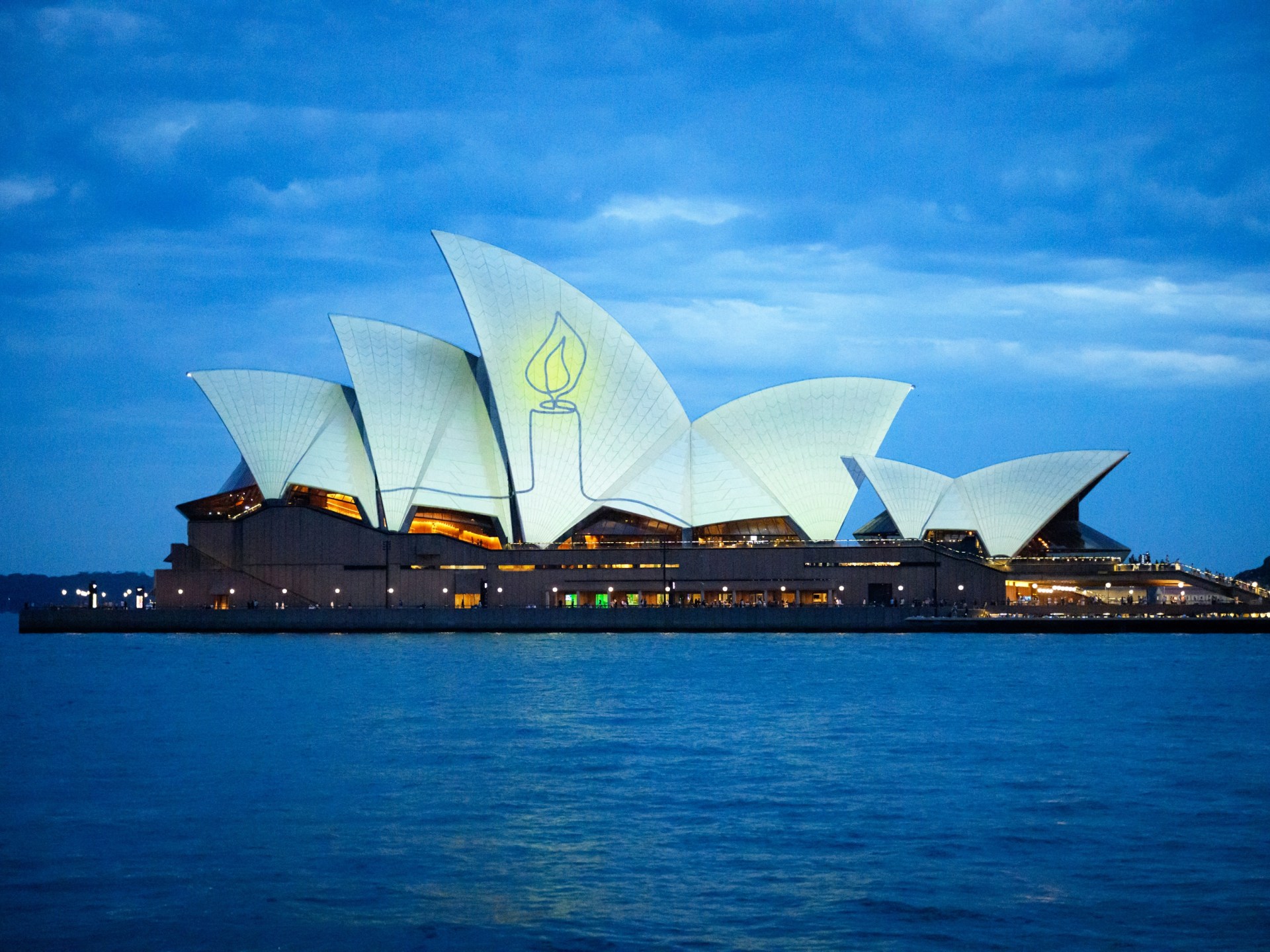 Australia observes day of mourning for victims of Bondi Beach mass shooting 