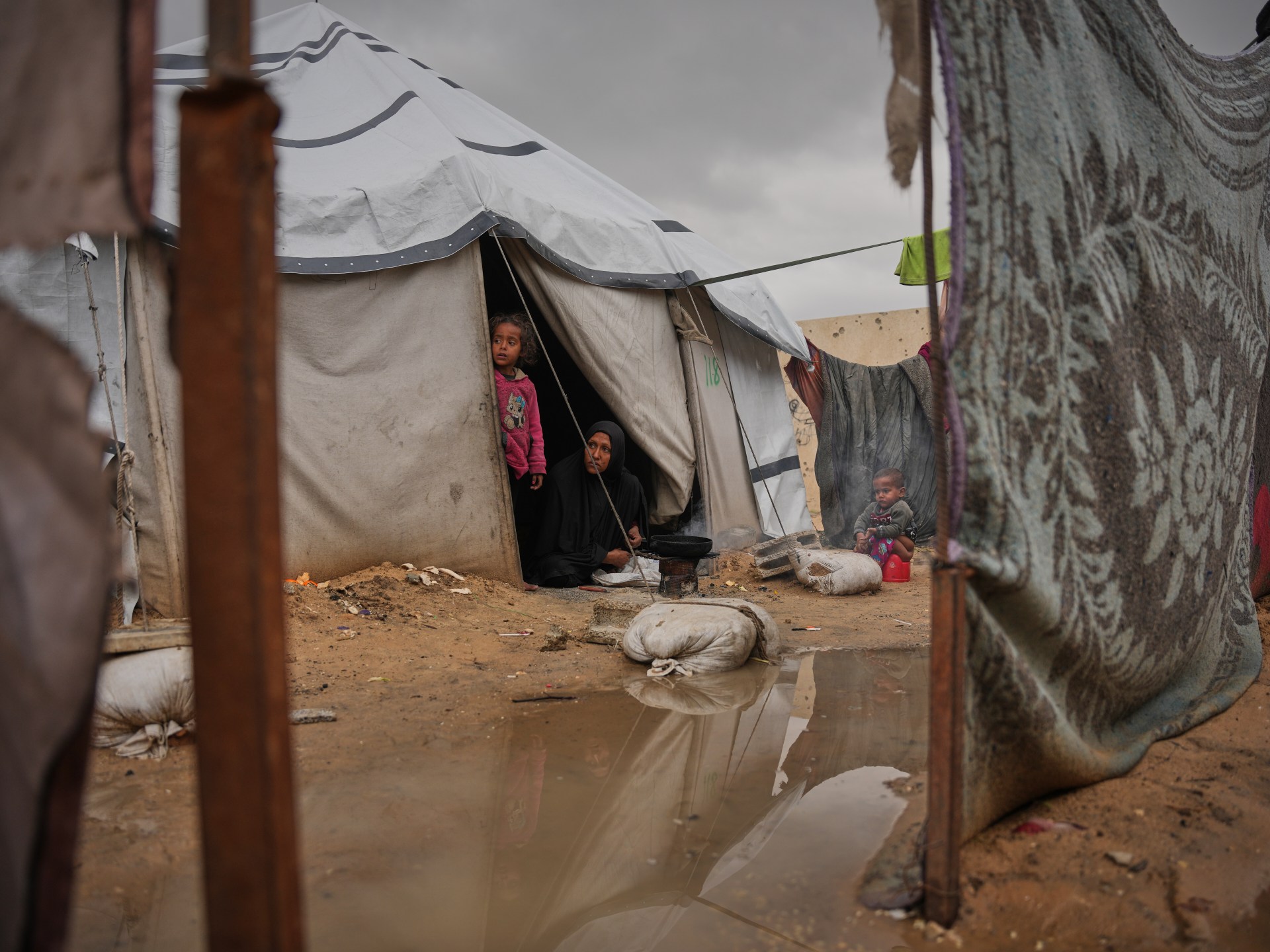 Countries demand Israel lift Gaza aid restrictions as Palestinians suffer 