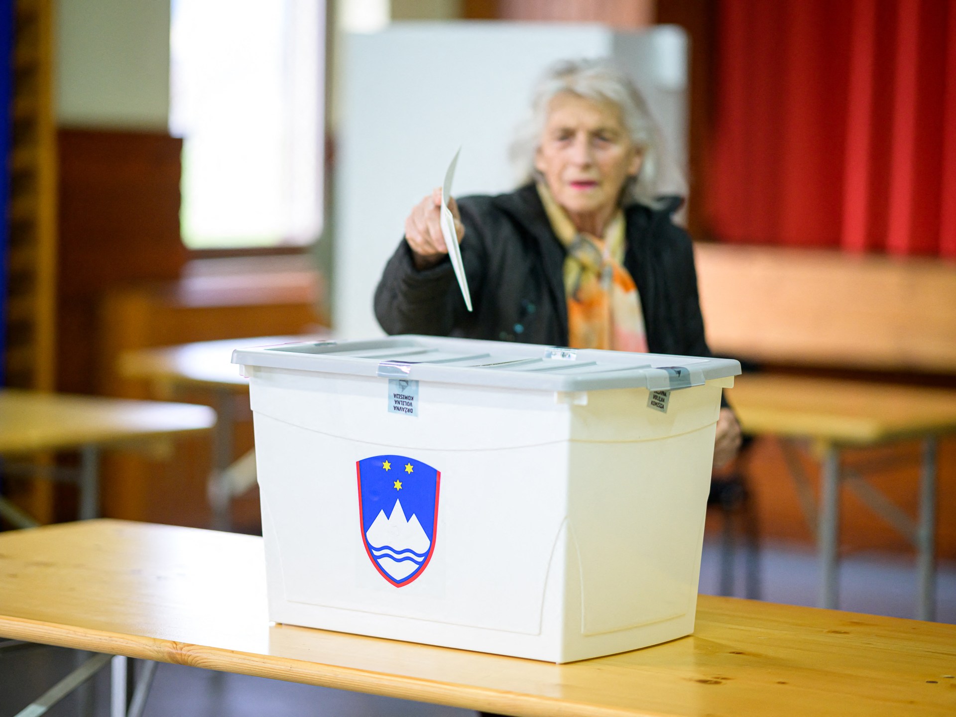 Slovenia’s governing liberals face right-wing populists in tight election 
