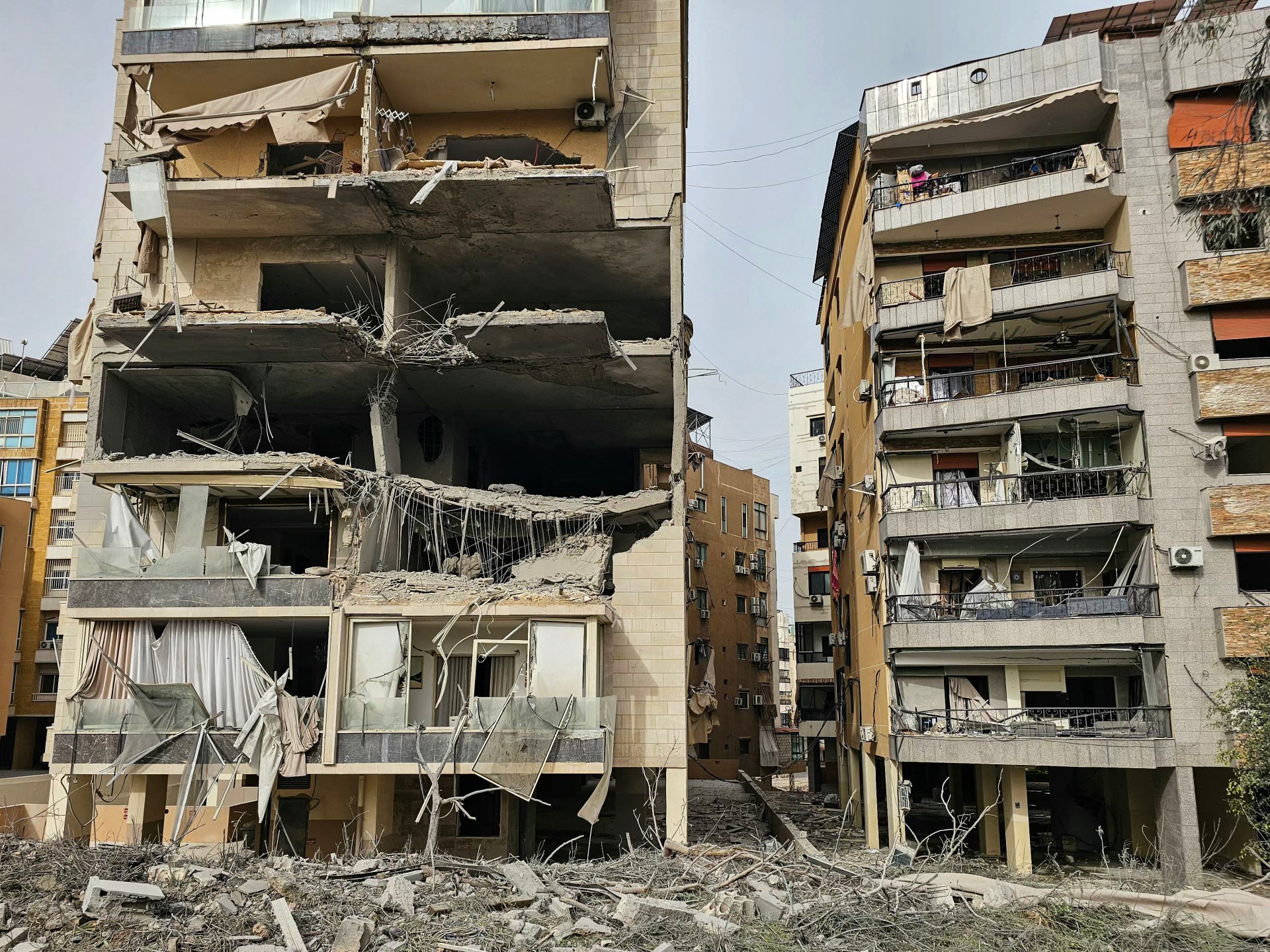 Israel kills 7 people in Beirut, Hezbollah fights invasion in south Lebanon 