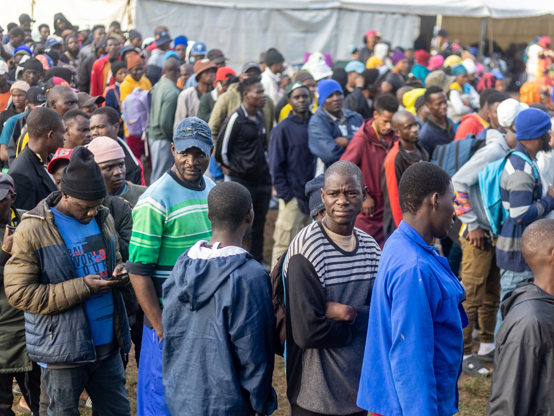 Thousands of Malawians flee homes in South Africa amid xenophobic threats 